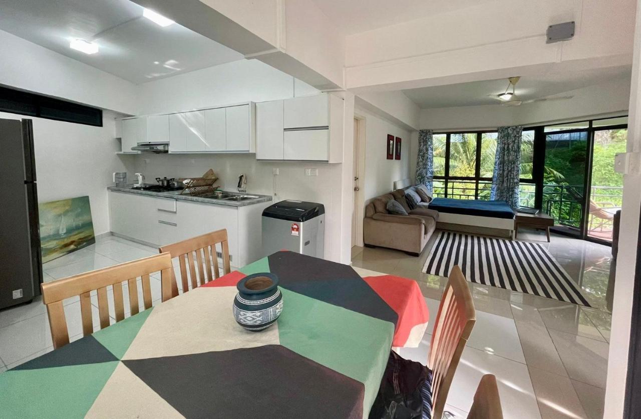 Kk Jungle Hideaway Lovely Apartment 5 Mins Walk To Town Kota Kinabalu Bagian luar foto